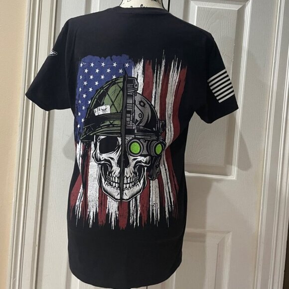 WE THE PEOPLE HOLSTERS T-SHIRT SIZE MEDIUM - Picture 2 of 14